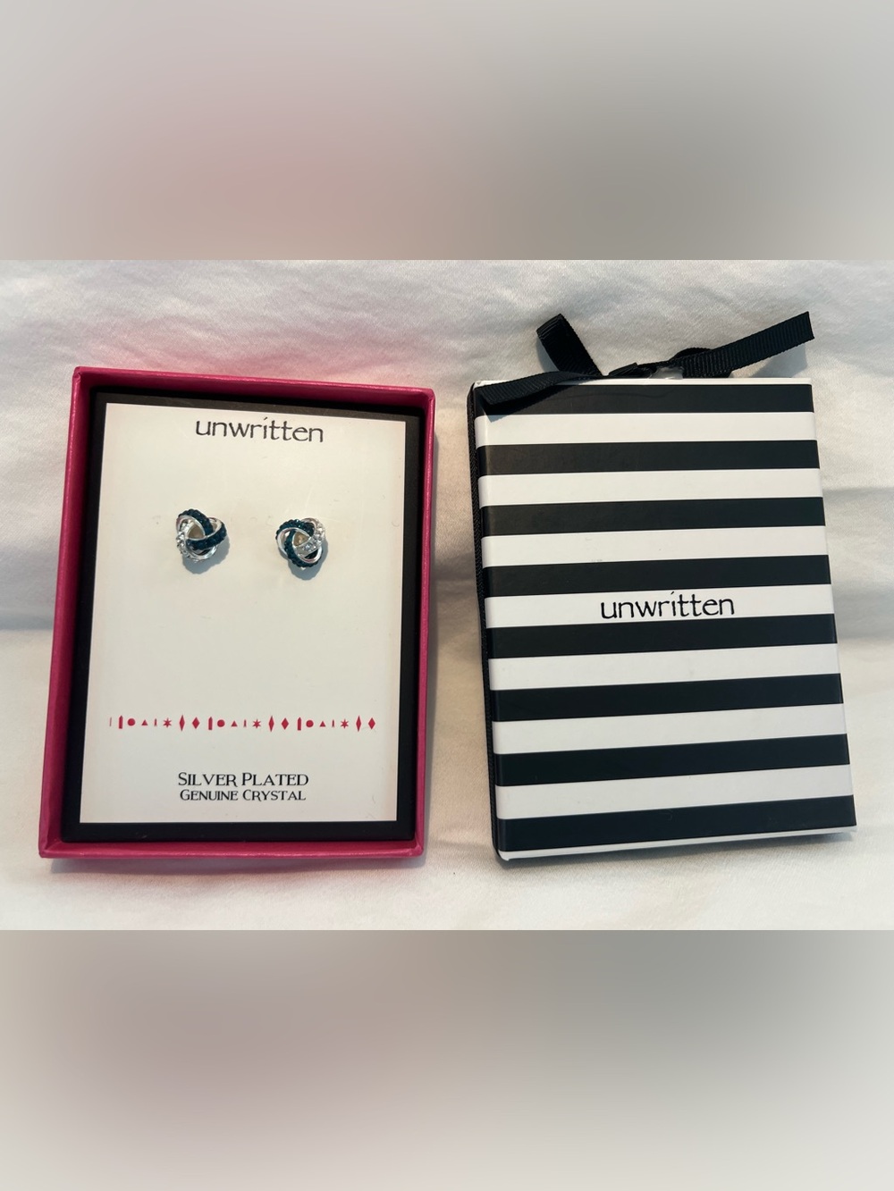 Unwritten Silver and Teal Knot Stud Earrings